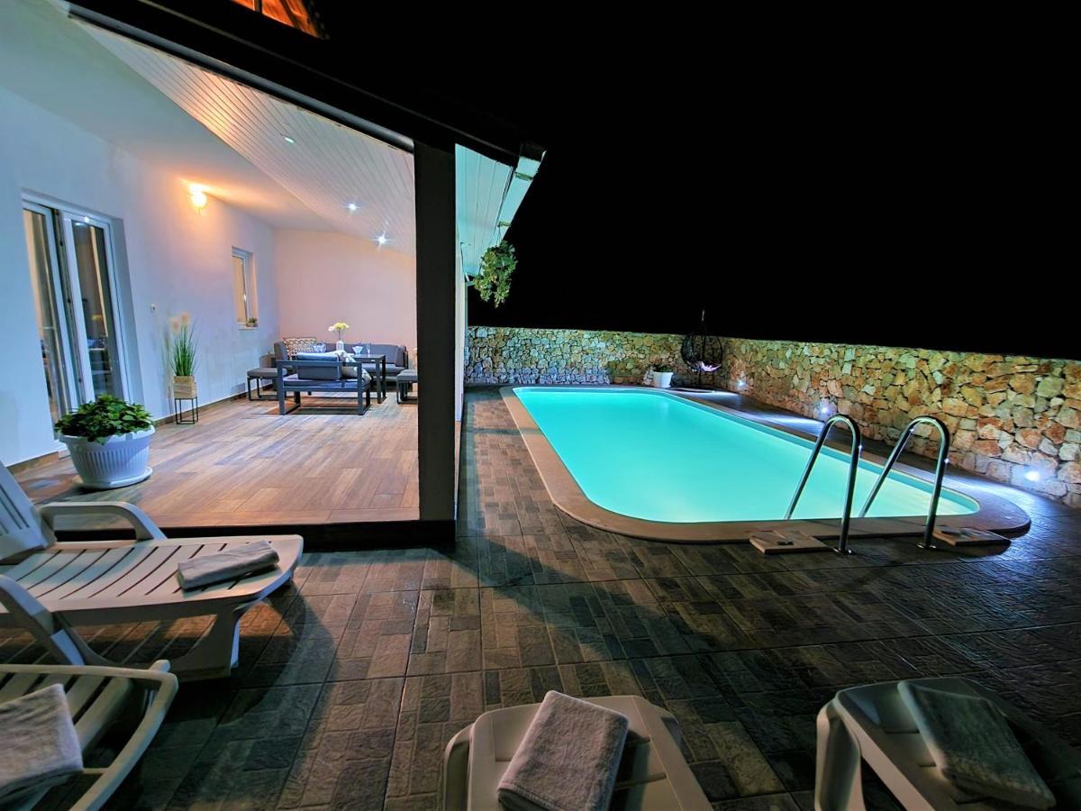 Anas Lagoon Holiday House With Pool At Azure Beach Mali Drvenik Exteriér fotografie